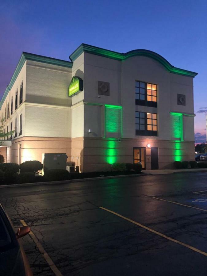 Wingate By Wyndham - Streetsboro Hotel Екстериор снимка